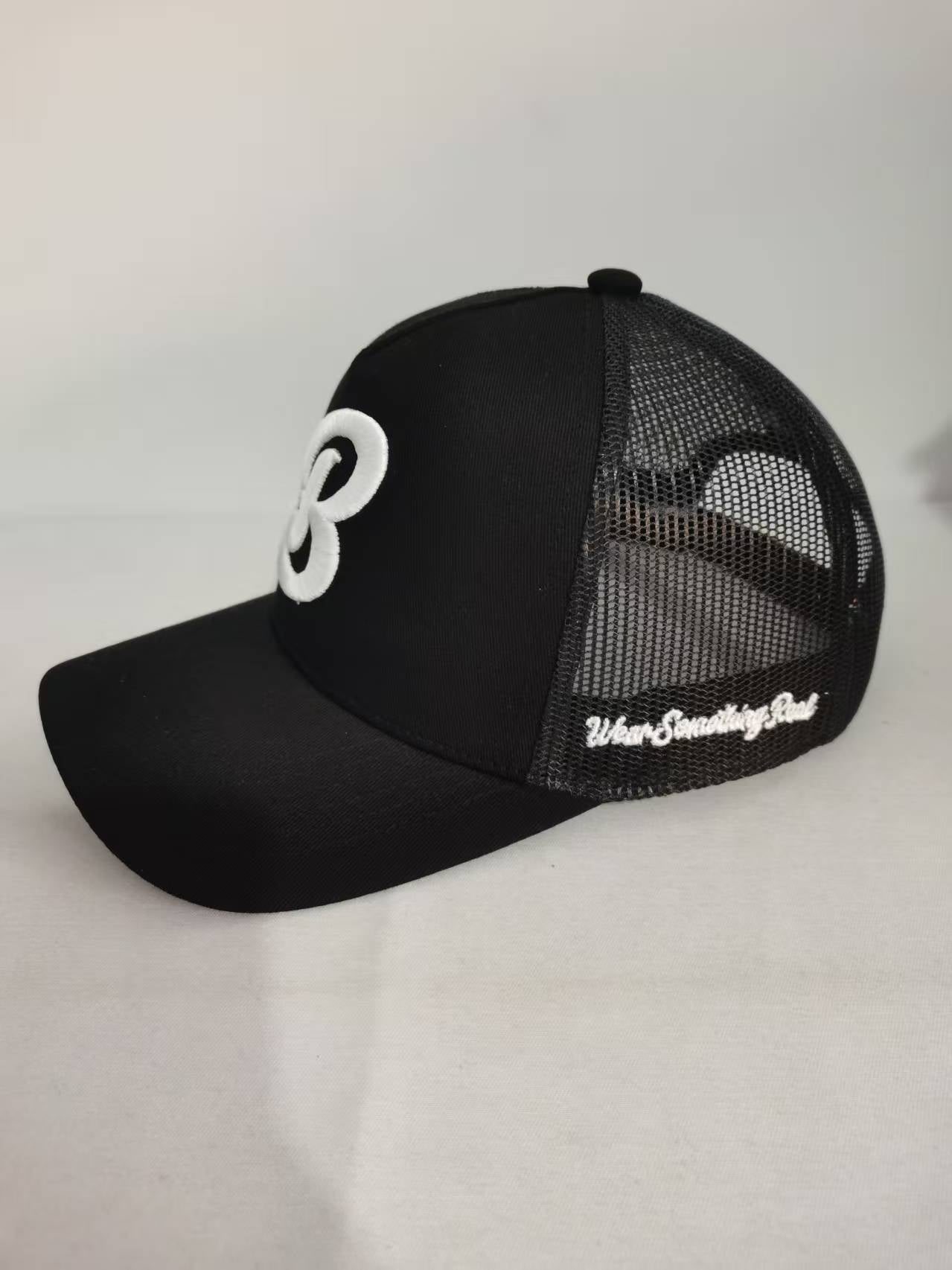 ArtByBearded Trucker Keps