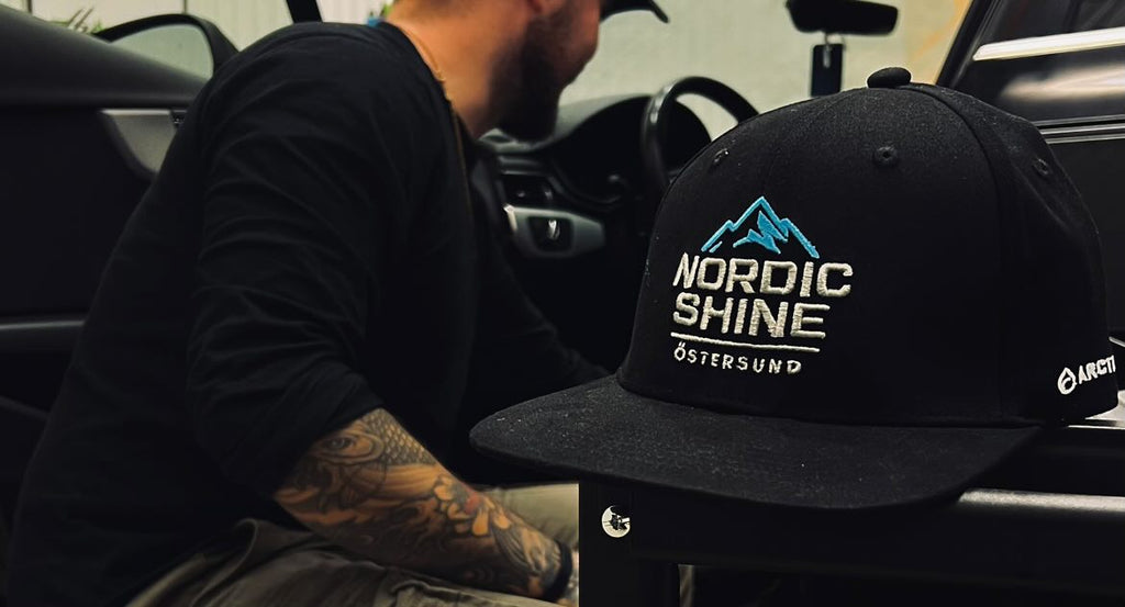 ArtByBearded Flex Flatbrim Keps