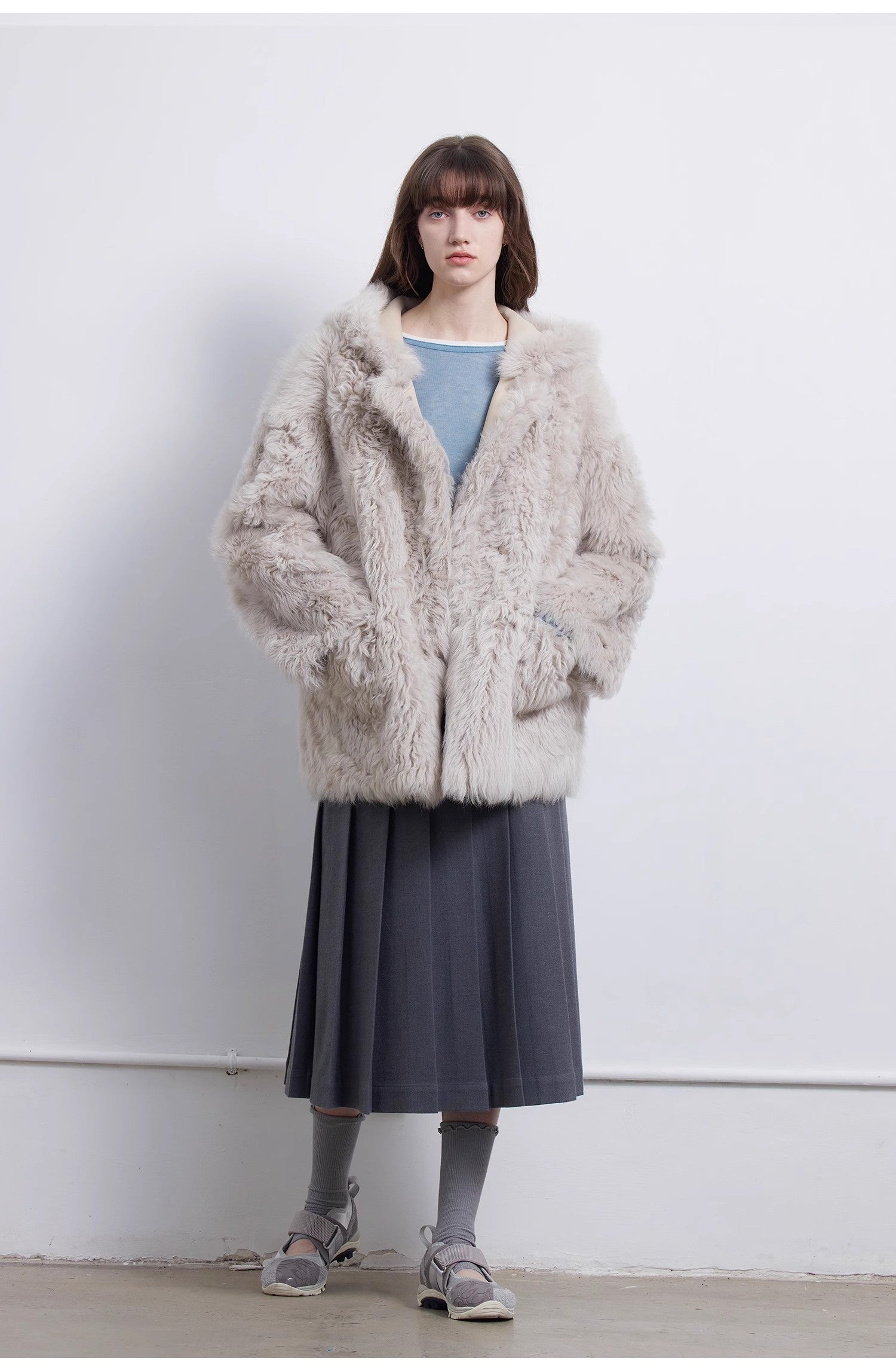 Clouds of smoke become rain Imported Tuscan hooded sheepskin