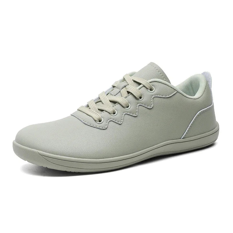 Outdoor Sneakers Low-Top Lace-Up Leather Surface Casual Shoes