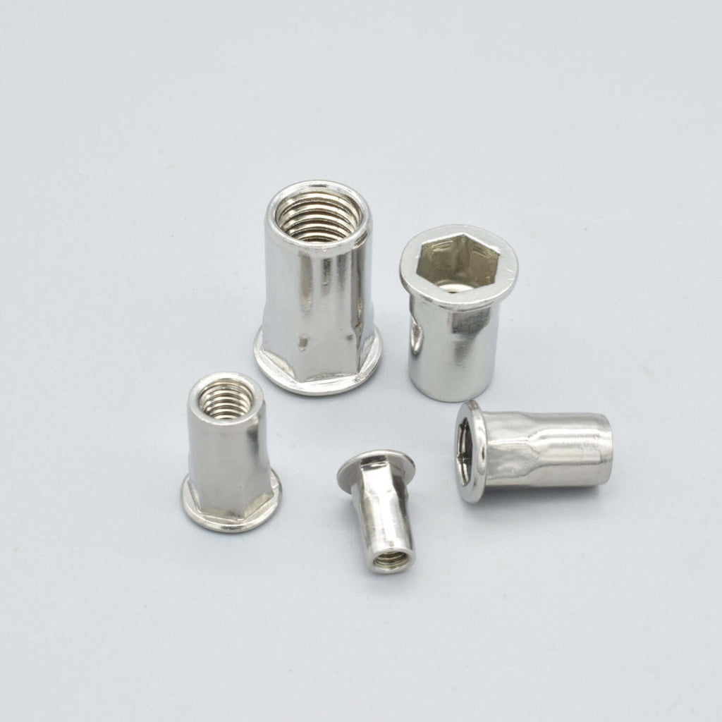 Blindnitmutter | Cylinderhuvud halvsexkant | A2