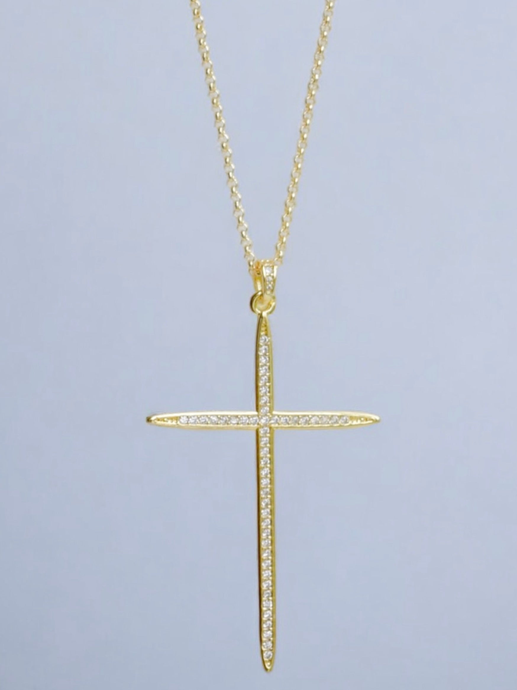 Le collier en forme de croix
