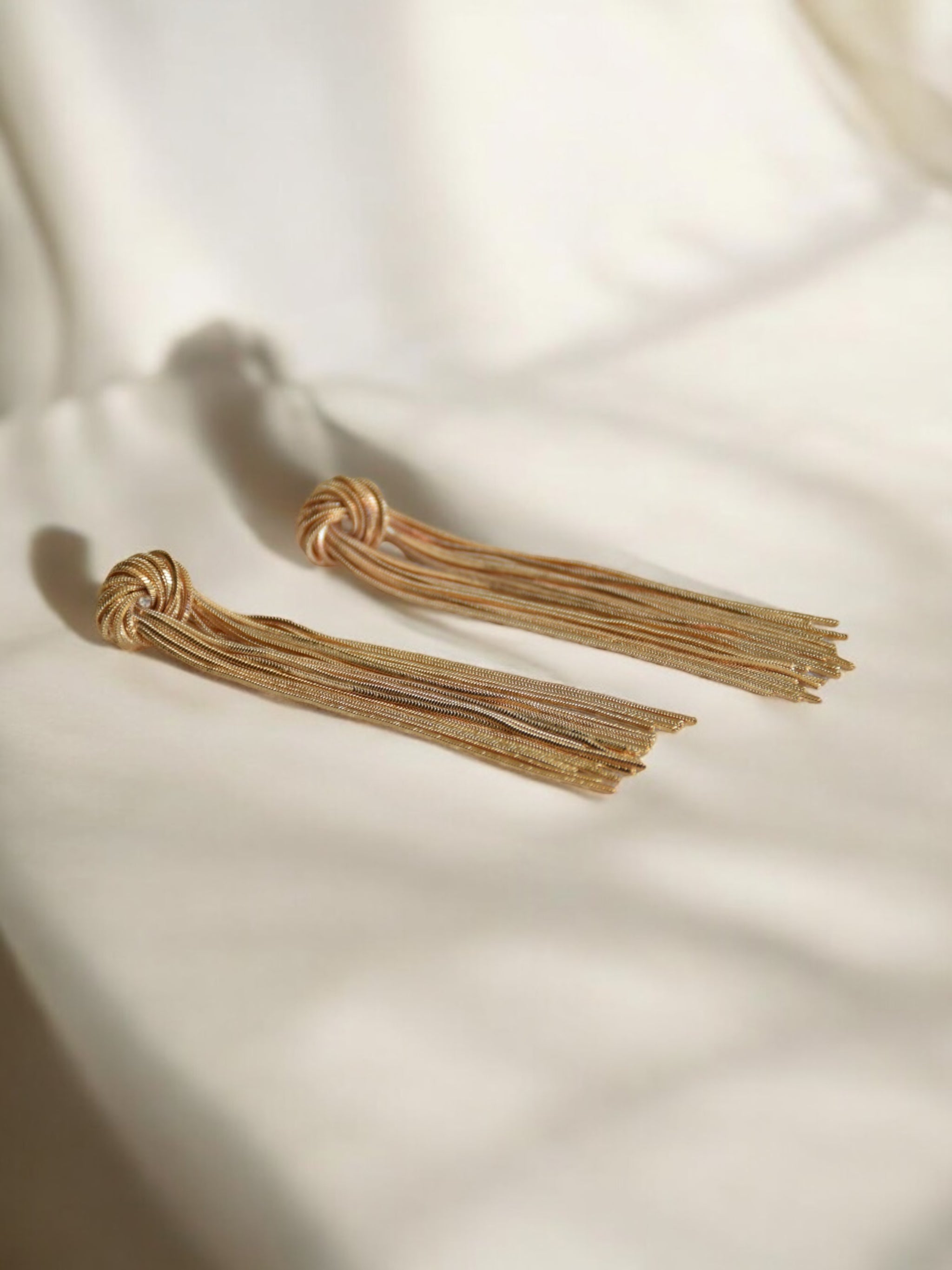 Les boucles d'oreilles Victoria en or 