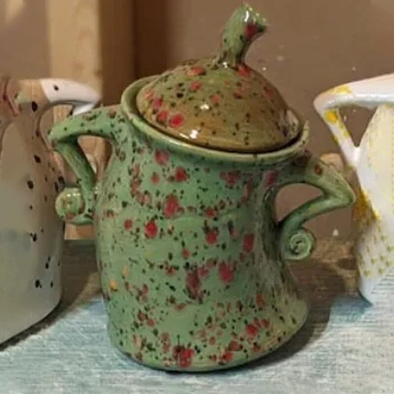 Burk med Attityd – Lekfull Köksburk i Trendig Design