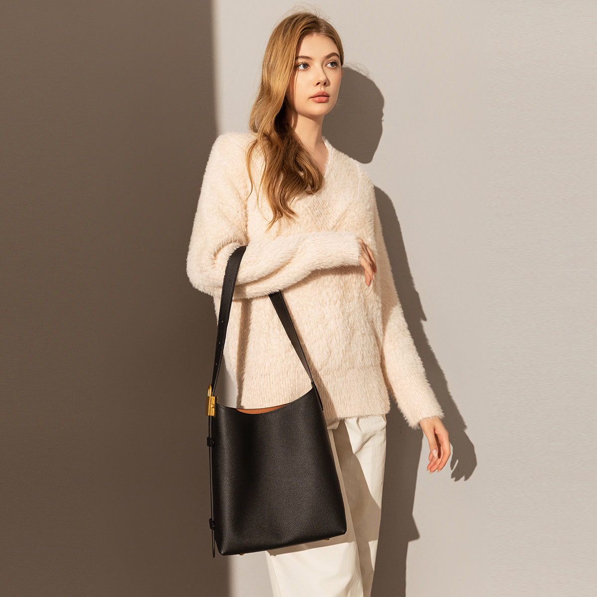 Essential Leather Bucket Bag-0