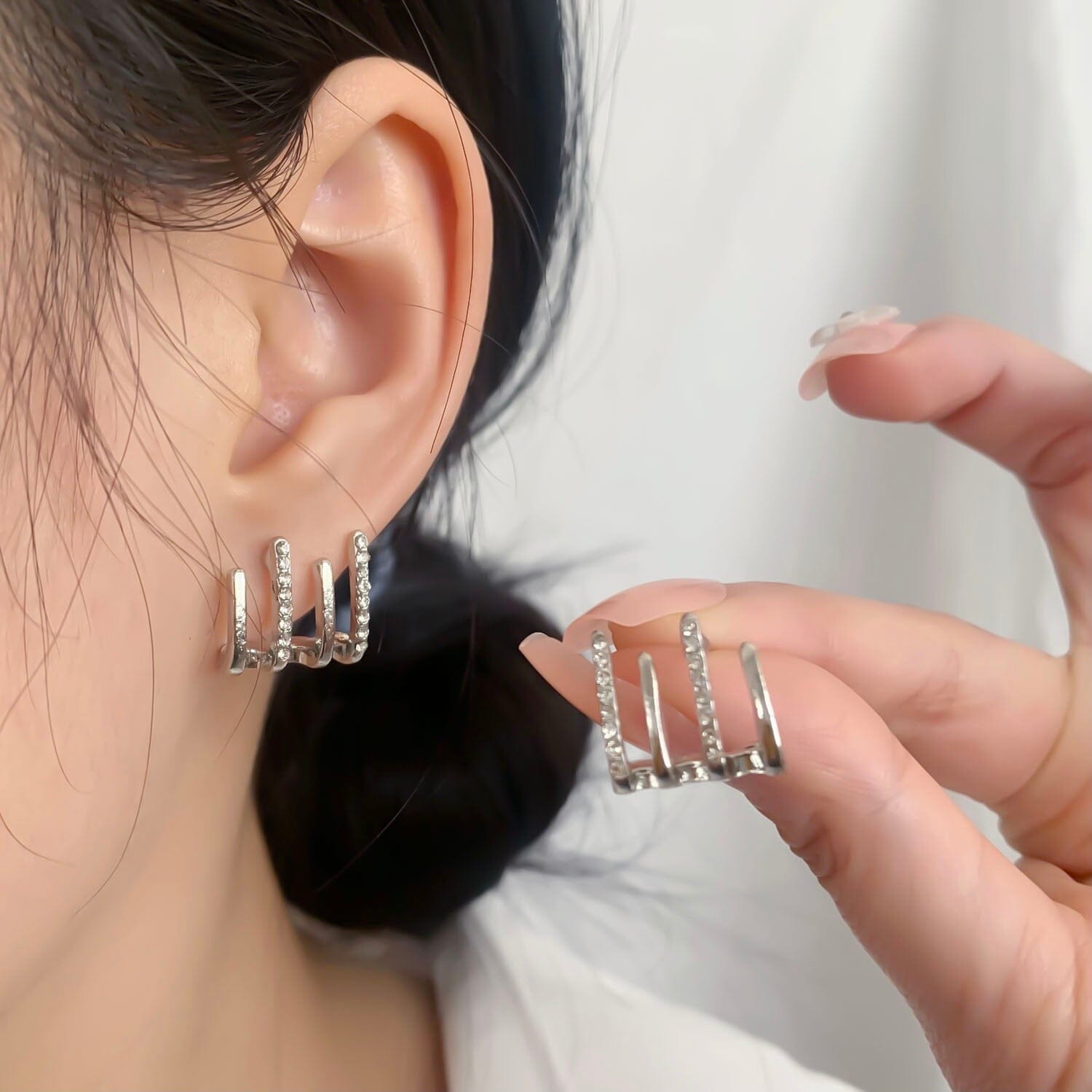 Fyren - 4 Örhängen för en piercing