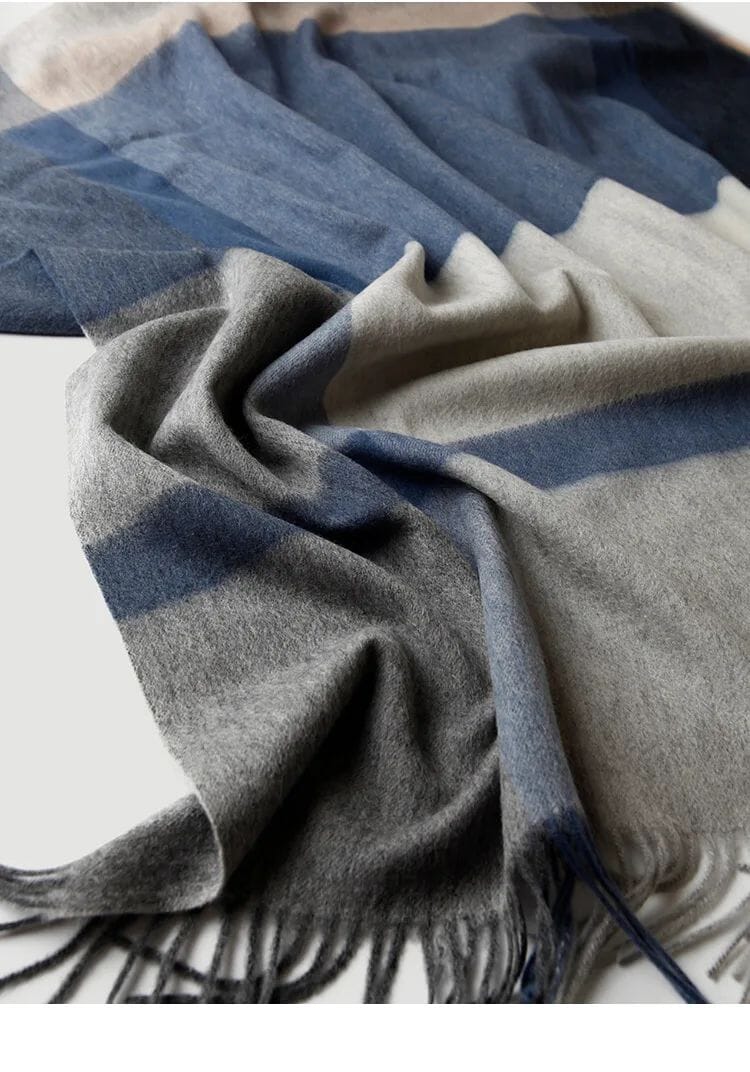 Lyxig Lammullsfilt med Fransar – Perfekt för Hem, Resor & Mysiga Stunder