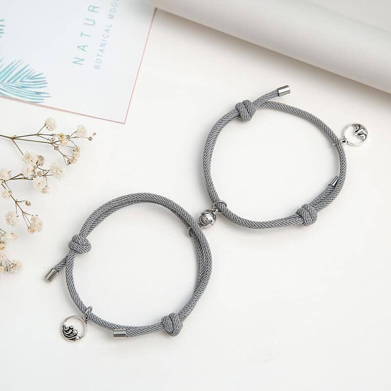 Magnetiska Pararmband – En Symbol för Evig Kärlek & Samhörighet